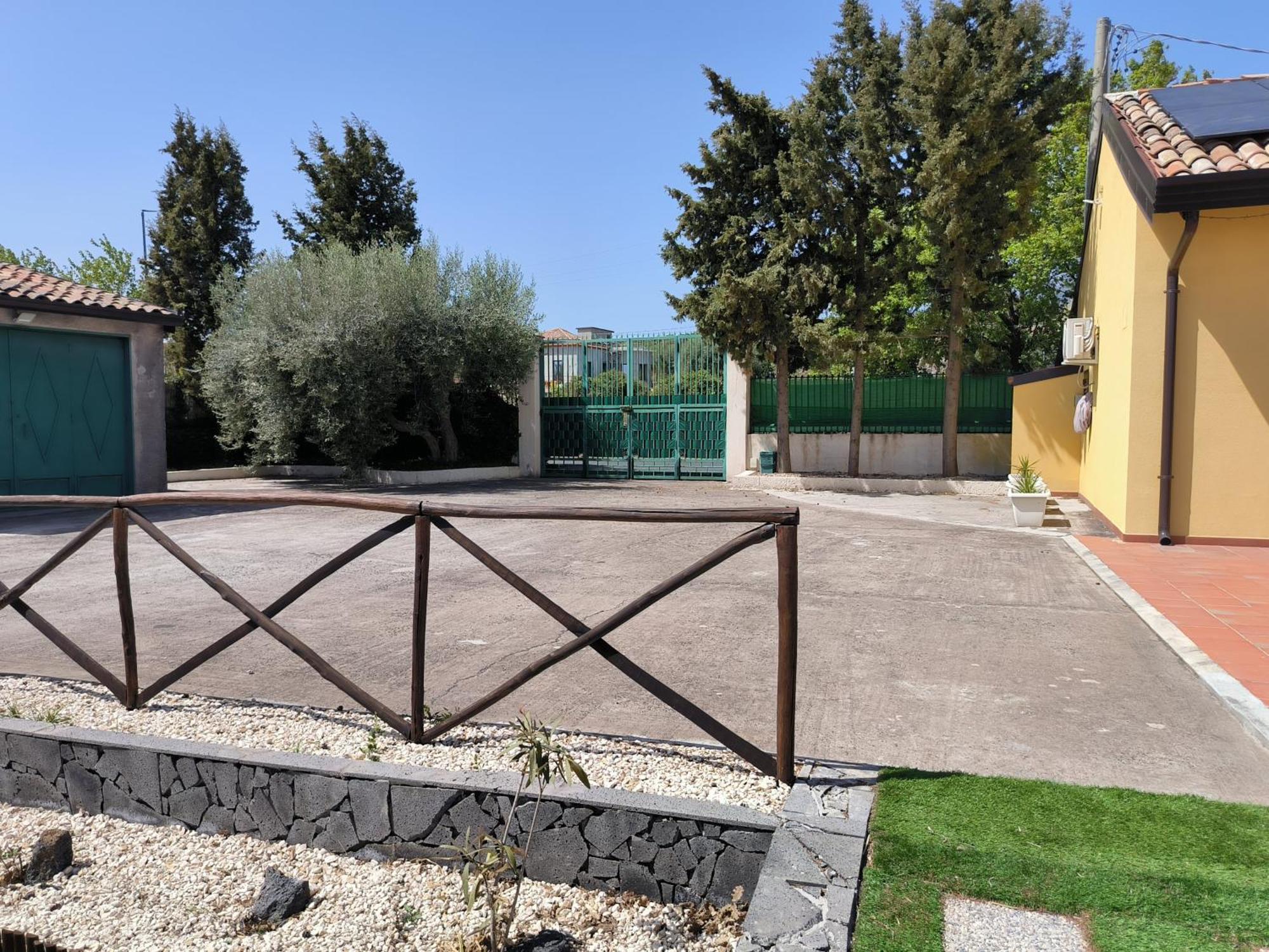 Villa Egle Belpasso, Villa Vacanza Con Piscina Kültér fotó